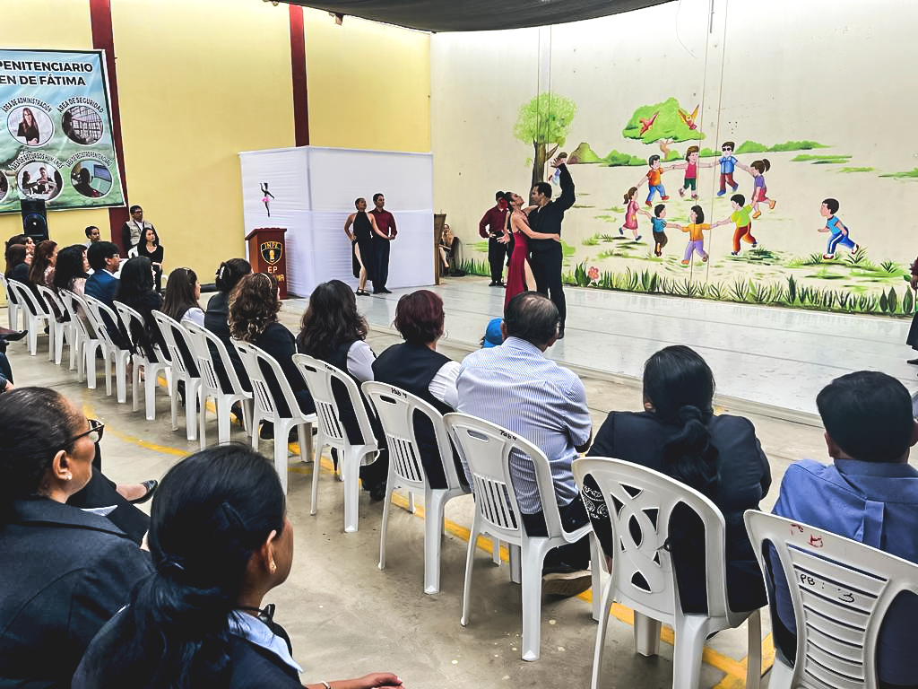 Ballet Nacional del Perú ofreció un espectáculo en el Establecimiento Penitenciario Virgen de Fátima