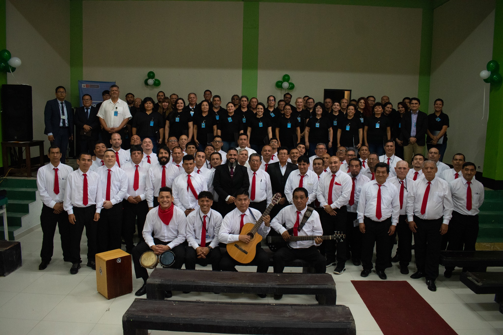 Coro Nacional del Perú ofreció un espectáculo en el Establecimiento Penitenciario Miguel Castro Castro